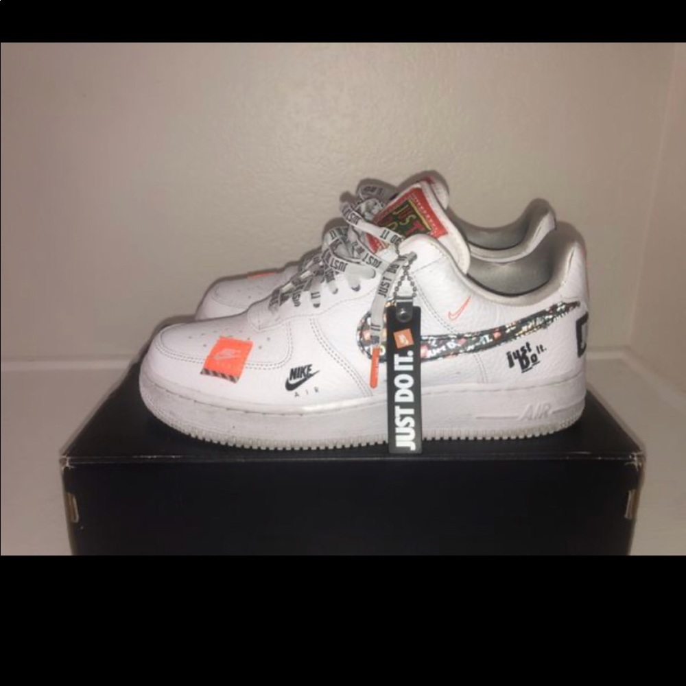 Nike Airforce 1. JUST DO IT.